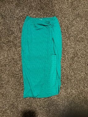 Green Tie-Detail Midi Skirt